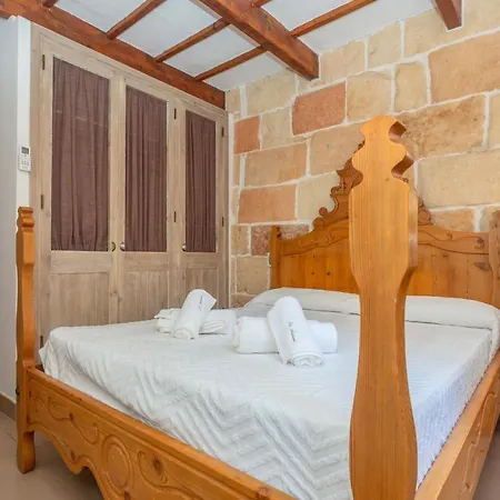 Ses Andrones 3 Nyaraló *